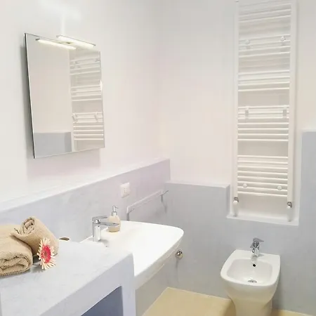 Fronte Del Porto Casa vacanze